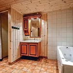 In With Sauna *